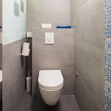 N&m בית הארחה